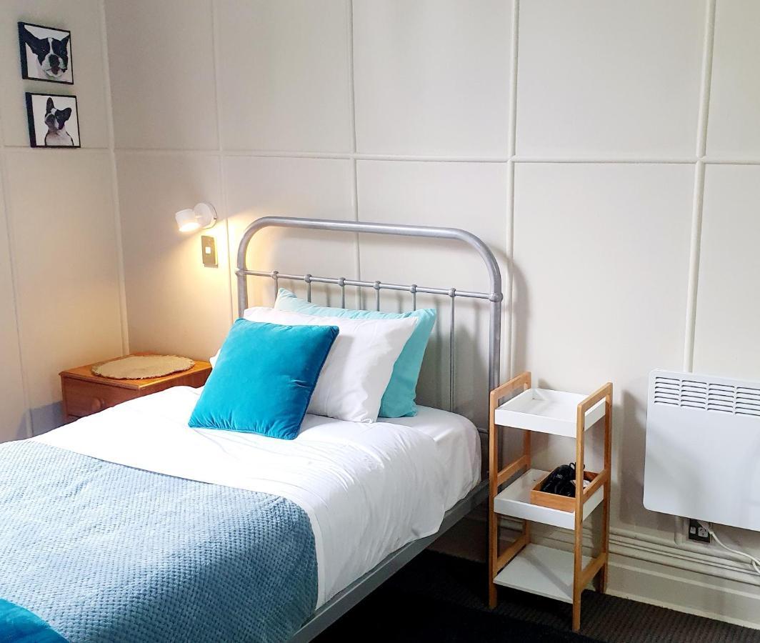 Travel Stay City Hostel Dunedin Exterior photo